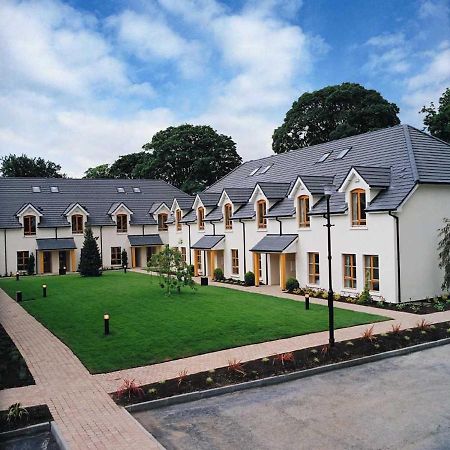 Heyward Mews Holiday Homes By Trident Holiday Homes Swords Exterior foto